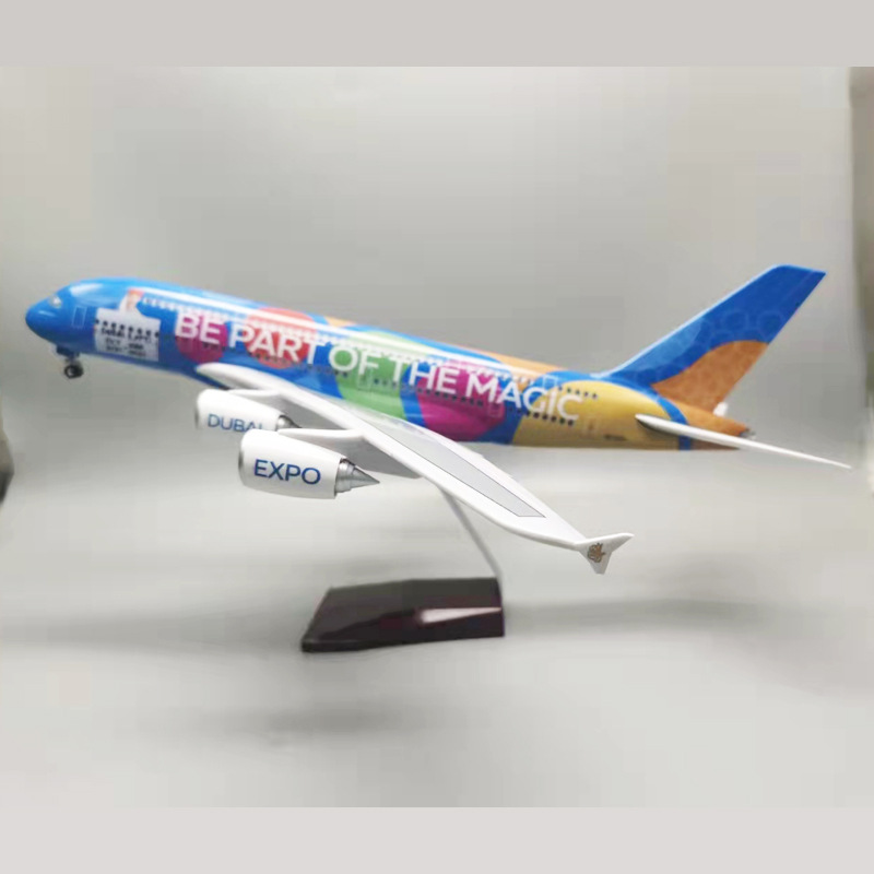 Avião de Brinquedo Grande em E - Model Airplane Plastic avaliação e preço